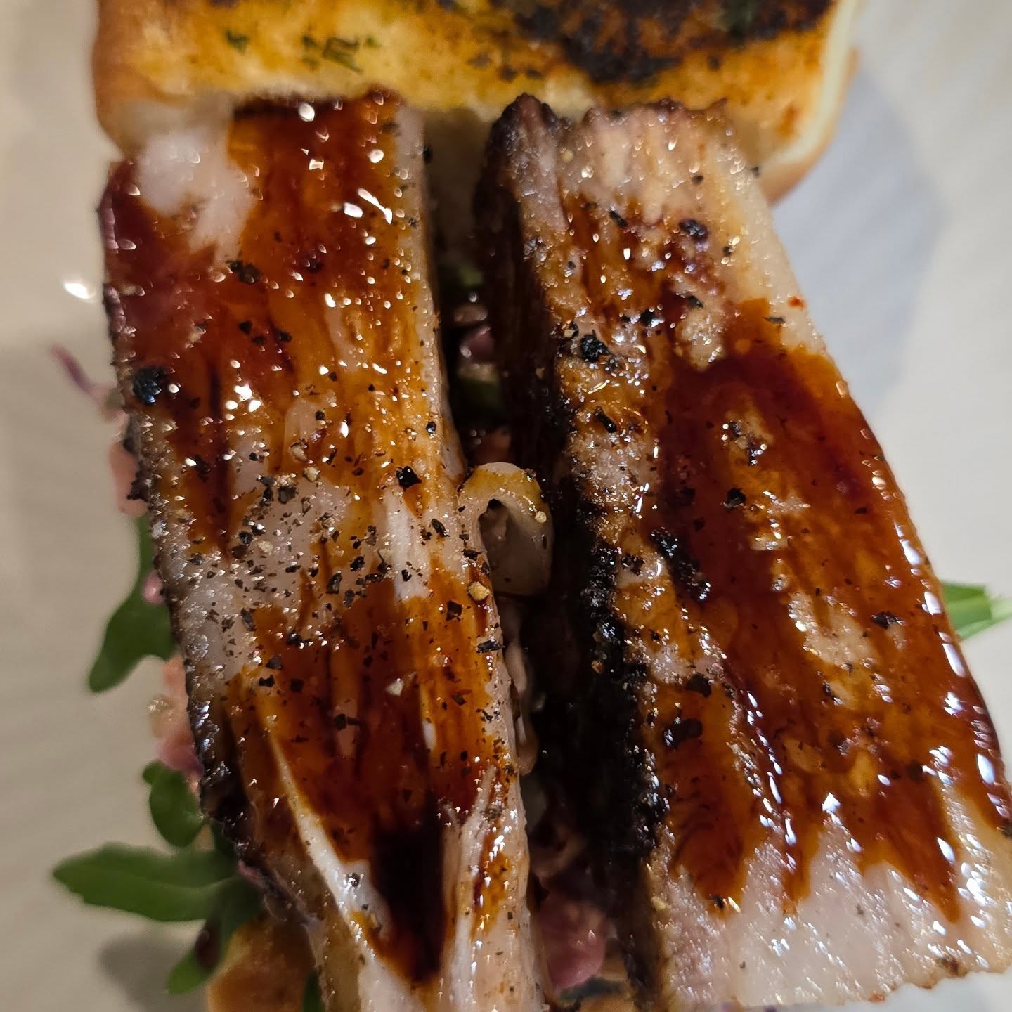 Glazed ribs